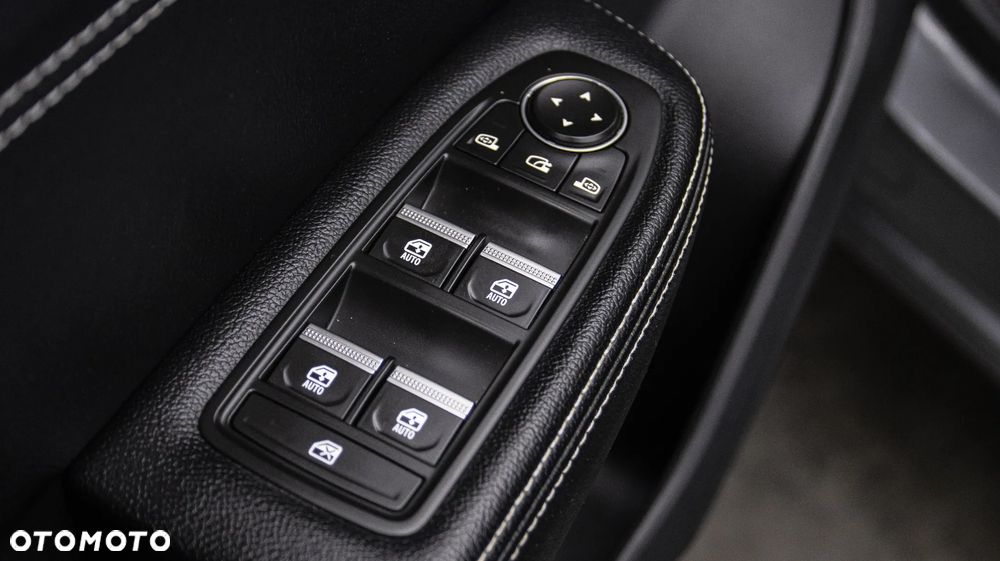 Renault Arkana 1.6 E-TECH Techno MMT - 34