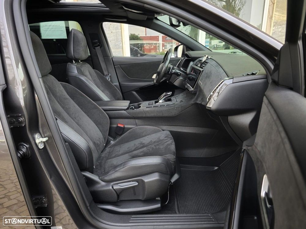 DS DS7 Crossback 2.0 BlueHDi Performance Line EAT8 - 35