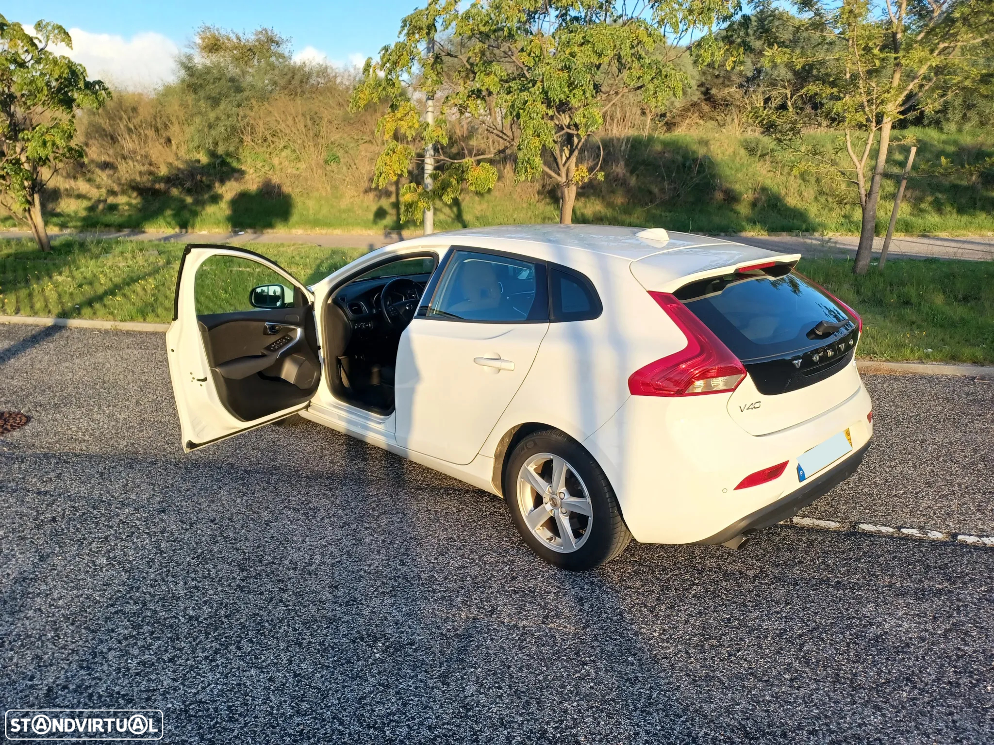 Volvo V40 1.5 T3 Sport Edition Geartronic - 8