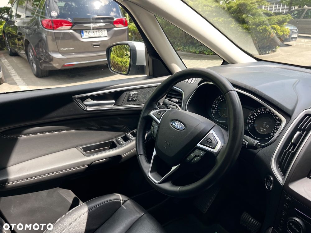 Ford S-Max - 30