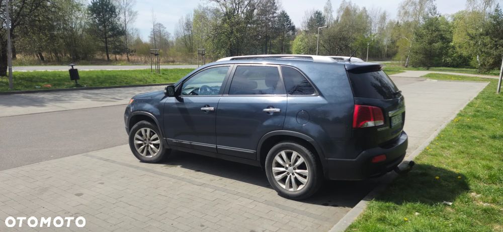 Kia Sorento - 12