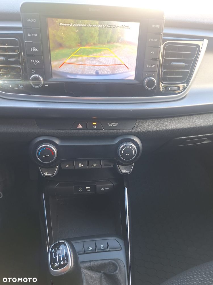 Kia Rio - 13