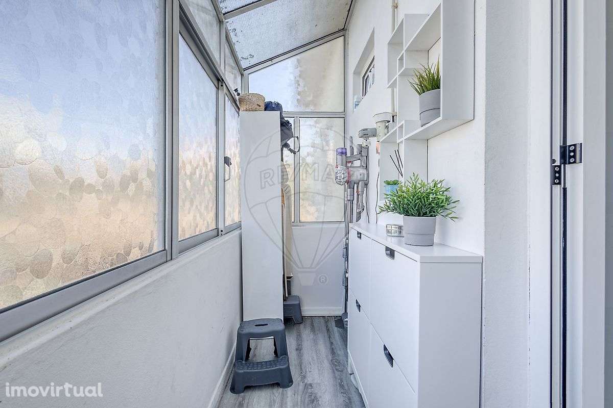 Moradia T2 para venda - Grande imagem: 2/15