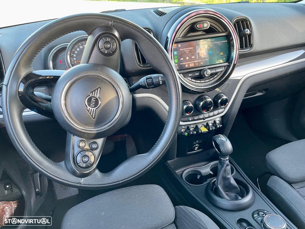 MINI Countryman Cooper SE ALL4 Auto - 24