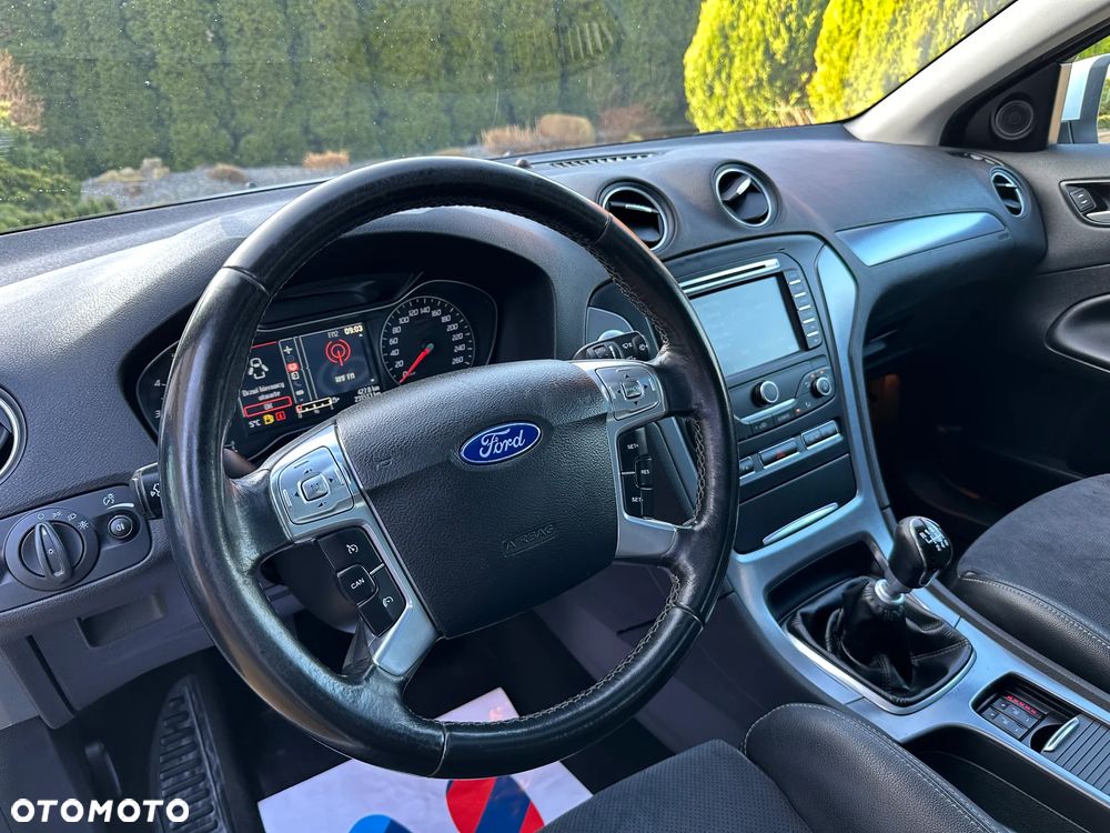 Ford Mondeo 1.6 TDCi Platinium X Plus (Titanium) - 21