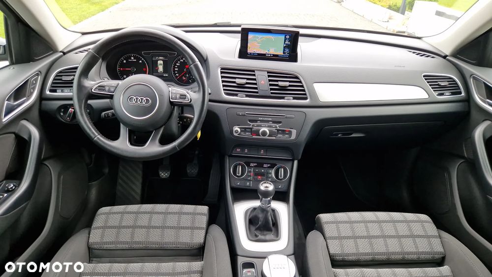 Audi Q3 2.0 TDI Sport - 6