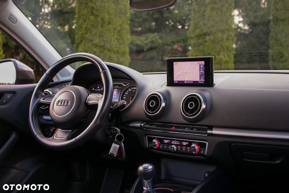 Audi A3 Sportback 1.4 TFSI Attraction - 28