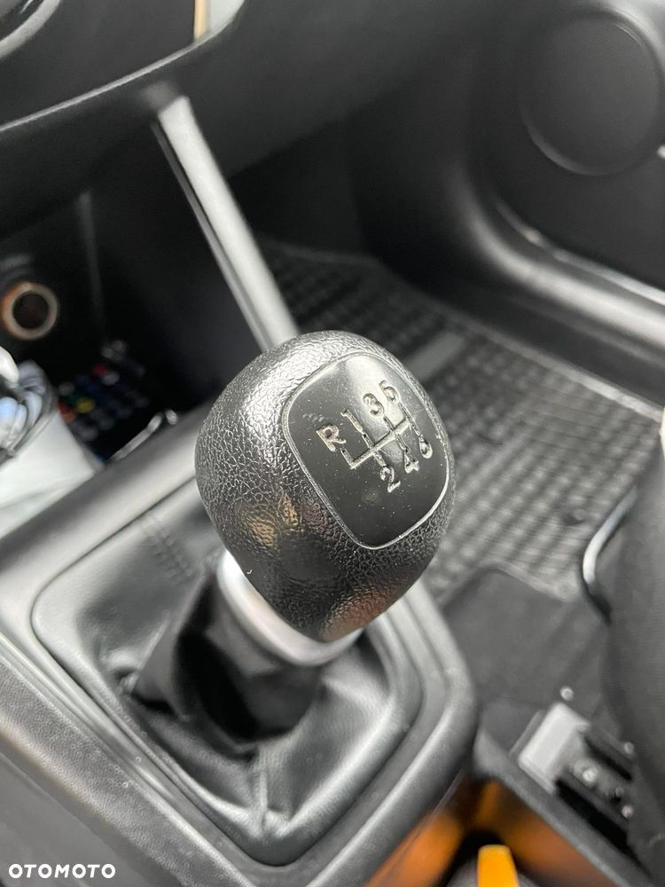 Kia Venga 1.6 L - 9