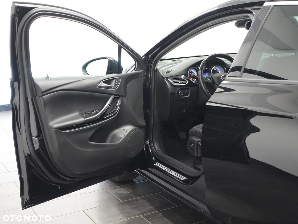 Opel Astra 1.6 BiTurbo D (CDTI) Start/Stop Innovation - 19