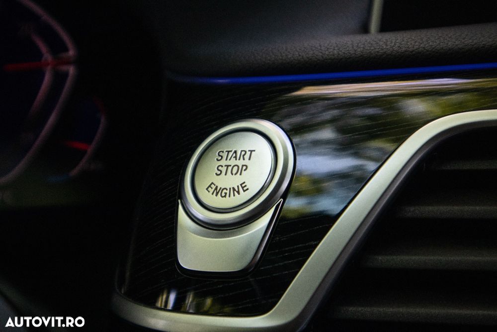 BMW Seria 7 730d - 30