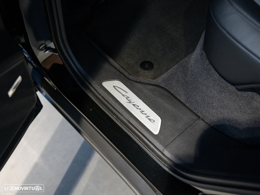 Porsche Cayenne S E-Hybrid - 31