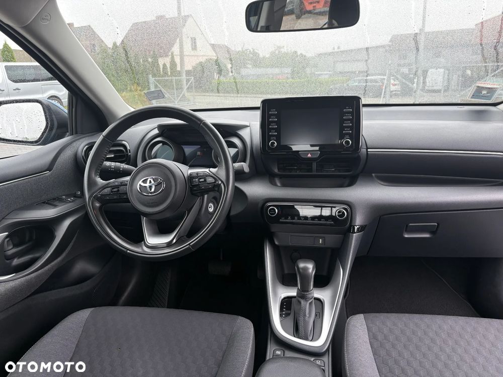 Toyota Yaris - 6