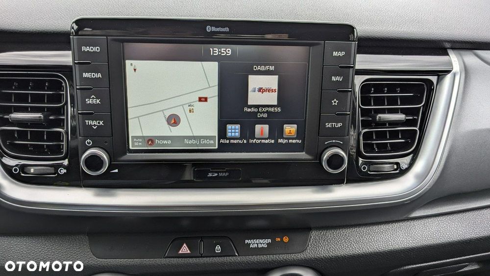 Kia Stonic - 26