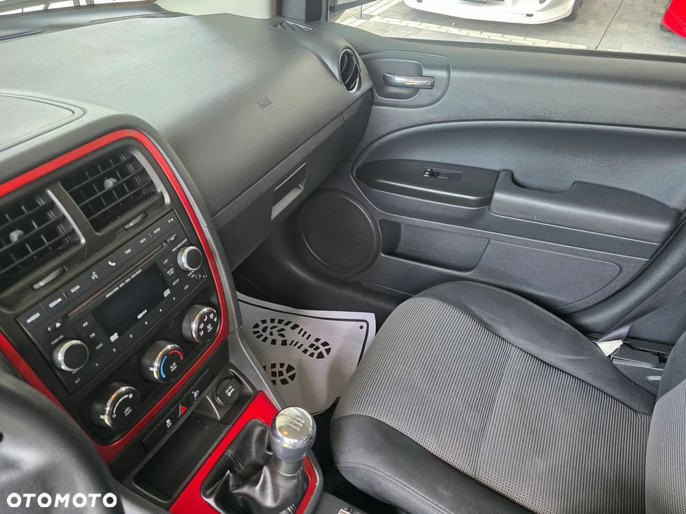 Dodge Caliber - 20