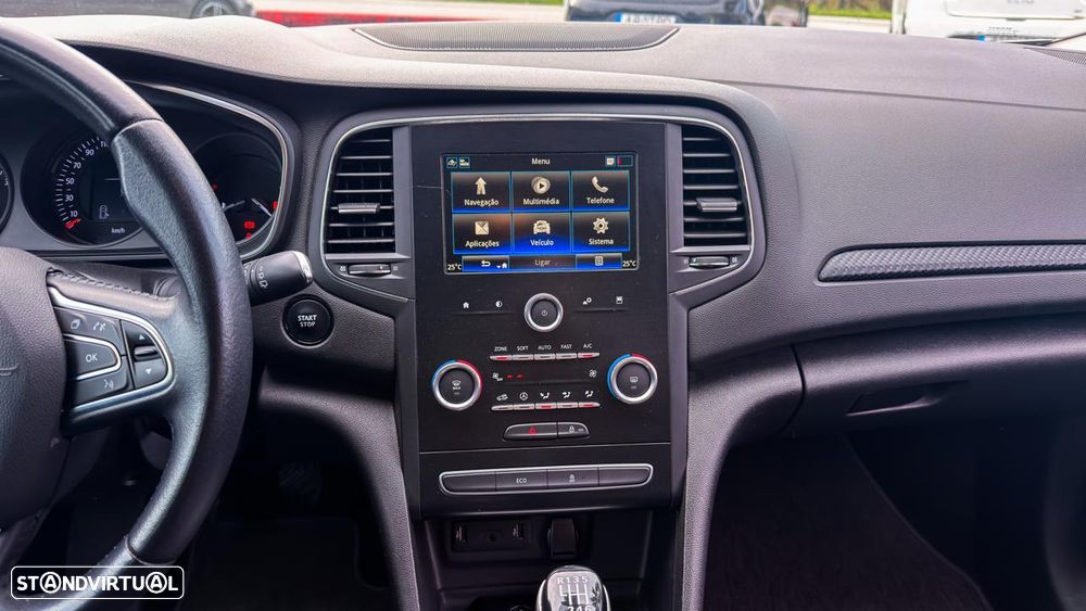 Renault Mégane Sport Tourer 1.5 Blue dCi Limited C/PM+Pneu - 23