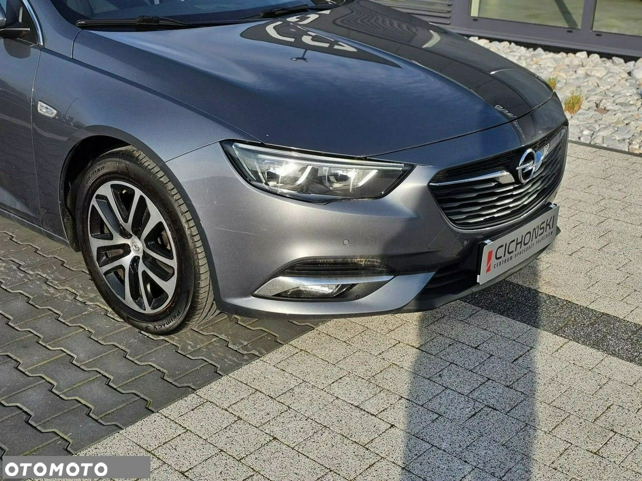 Opel Insignia - 25