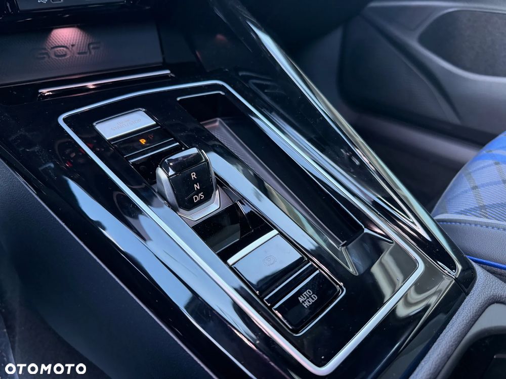 Volkswagen Golf Variant - 15