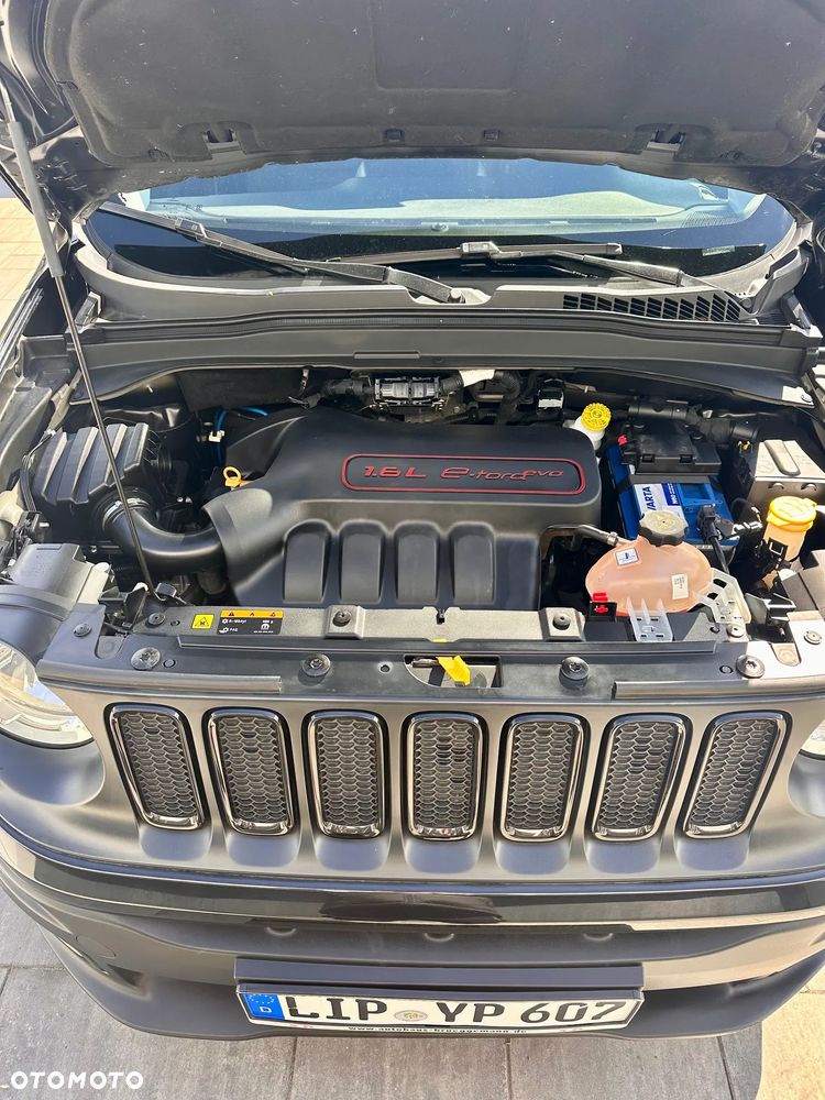 Jeep Renegade - 15