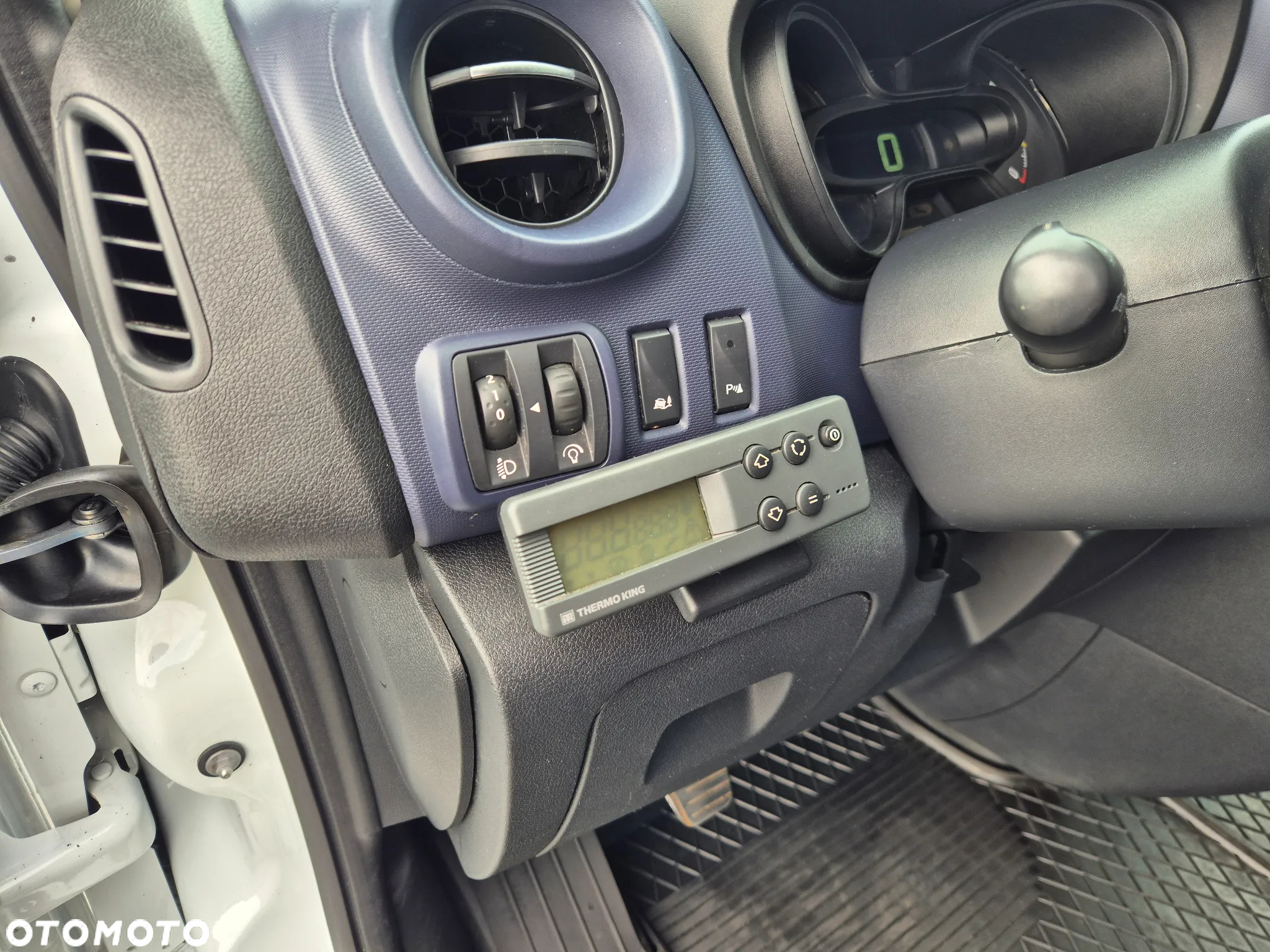 Opel Vivaro - 13