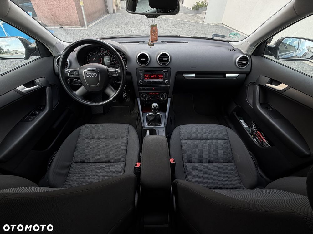 Audi A3 Sportback - 6
