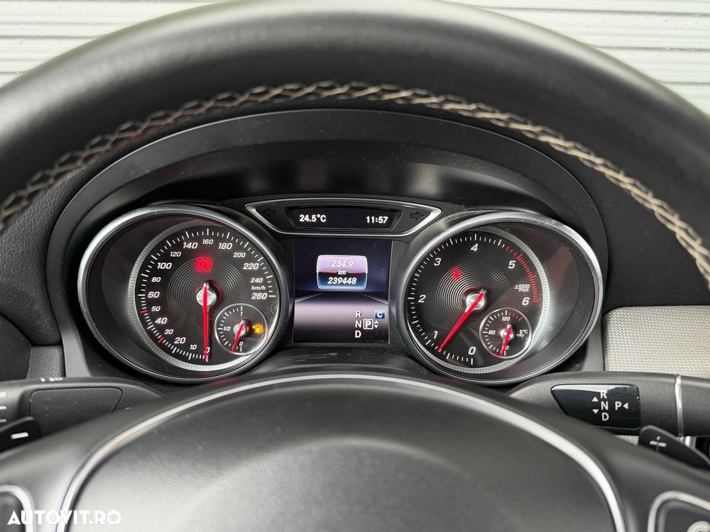 Mercedes-Benz CLA 200 d 7G-DCT Urban - 23