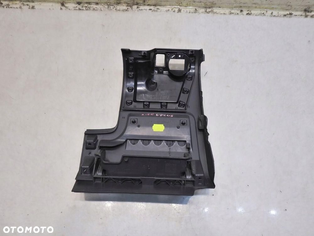 SCHOWEK KIEROWCY VW GOLF V PLUS 5M1858210A - 3
