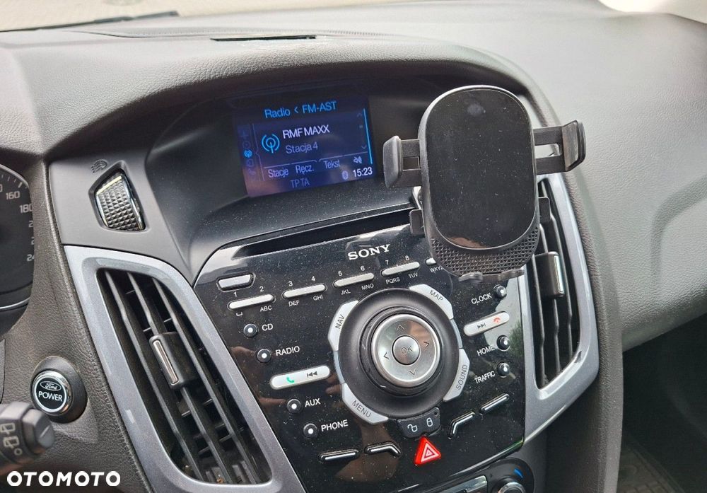 Ford Focus - 30