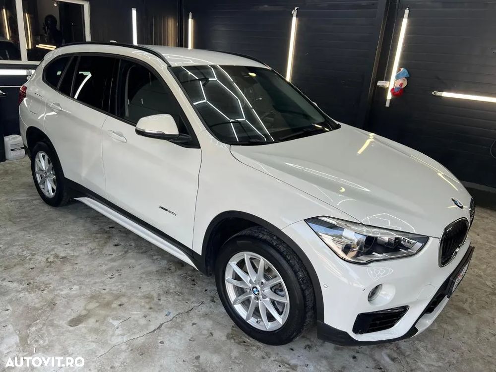 BMW X1 sDrive20i AT M Sport - 2