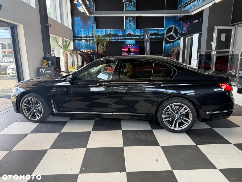 BMW Seria 7 - 8