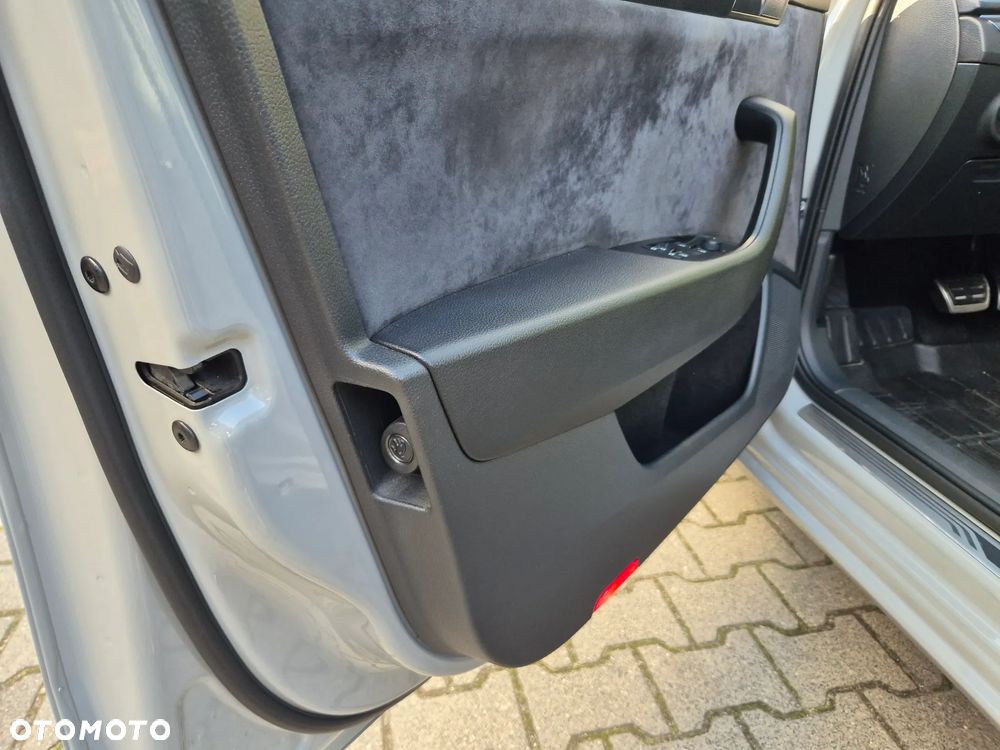 Skoda Superb 2.0 TDI 4x4 Sportline DSG - 27