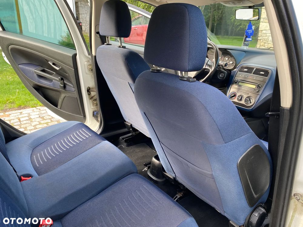 Fiat Grande Punto - 14