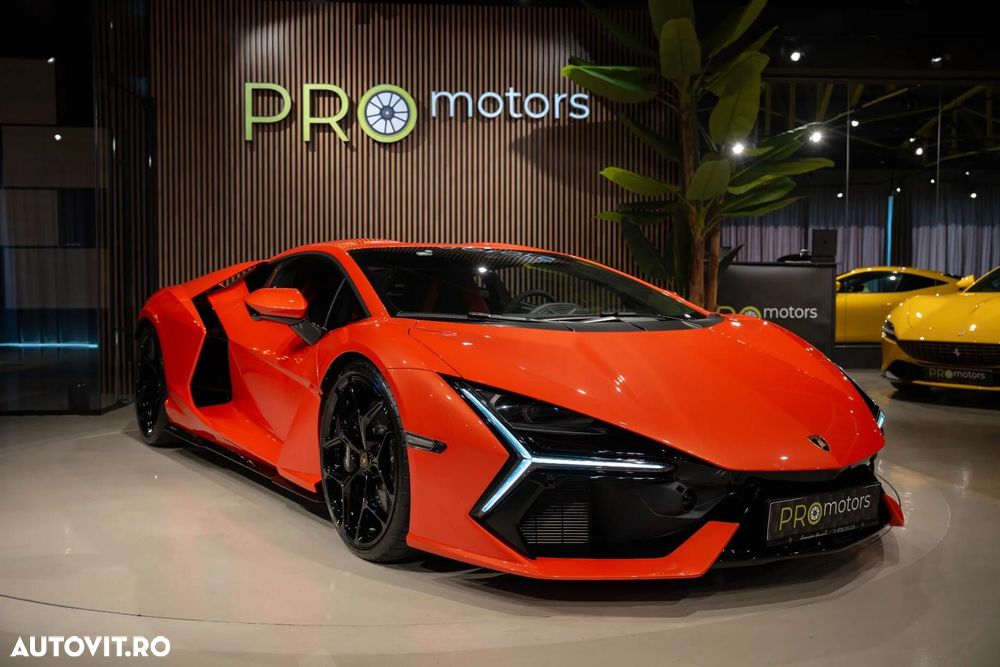 Lamborghini Revuelto - 15