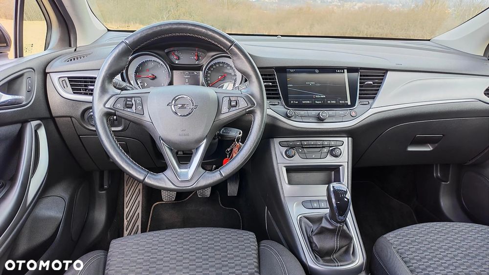 Opel Astra 1.4 Turbo Innovation - 22