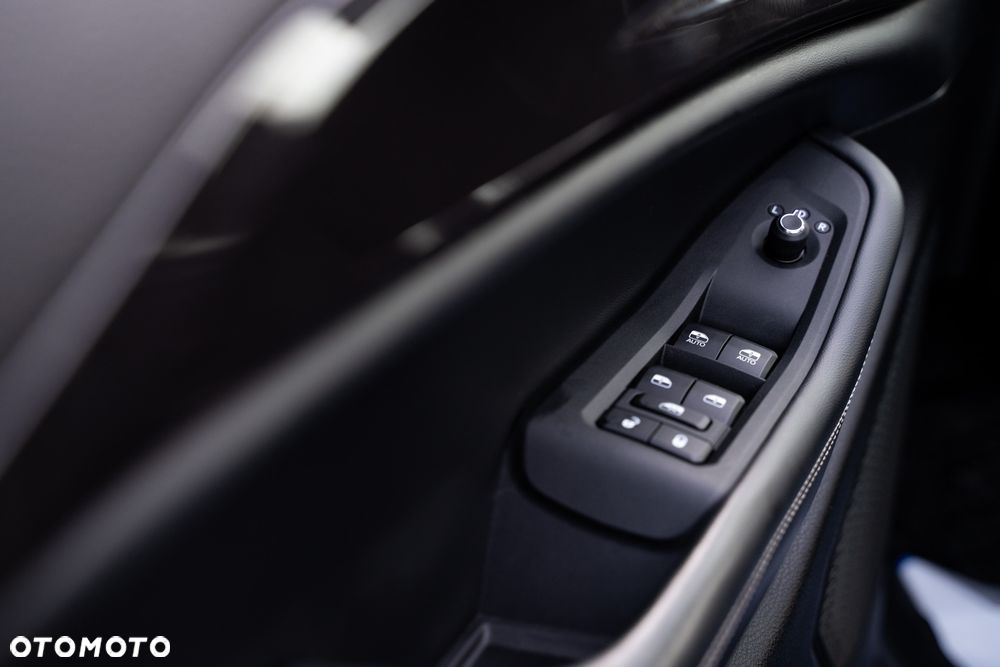 Jeep Grand Cherokee - 20