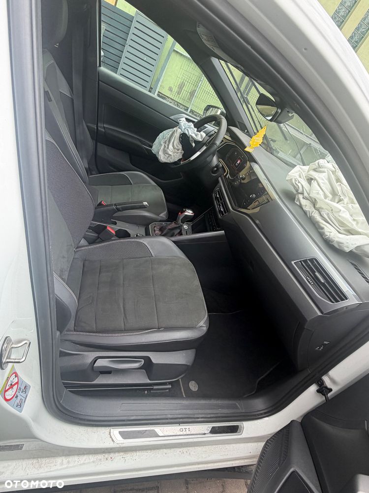 Volkswagen Polo - 9