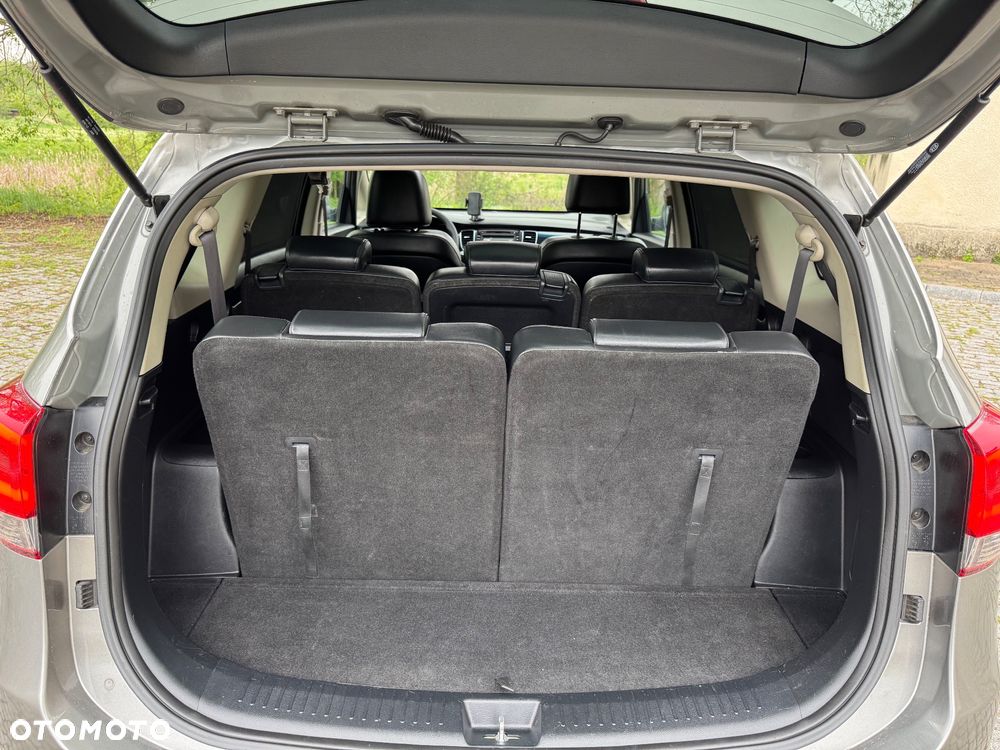 Kia Carens 1.7 CRDi Edition 7 - 28