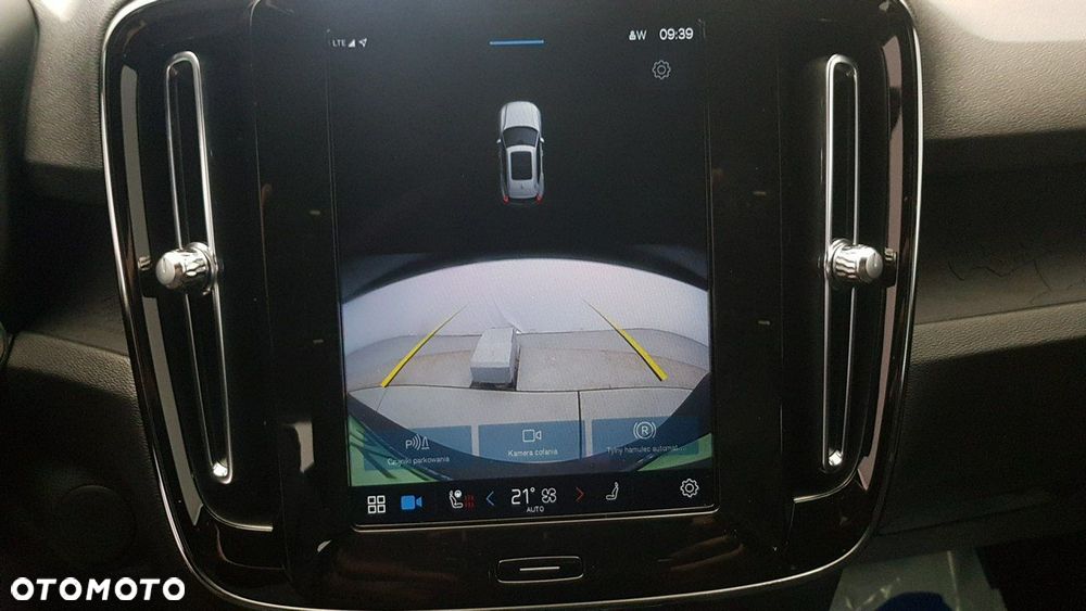 Volvo XC 40 - 21