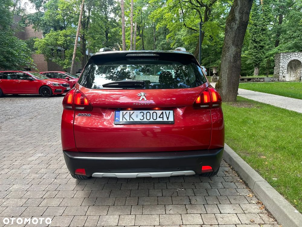 Peugeot 2008 1.2 Pure Tech Style S&S EAT6 - 8