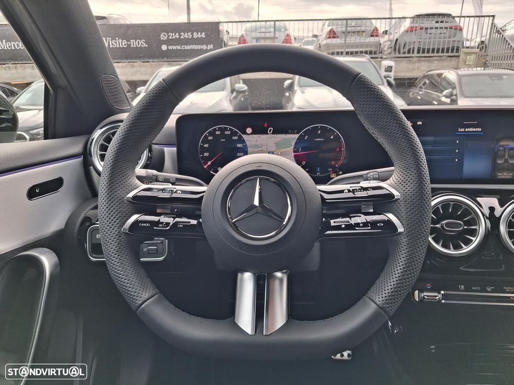 Mercedes-Benz A 180 - 22