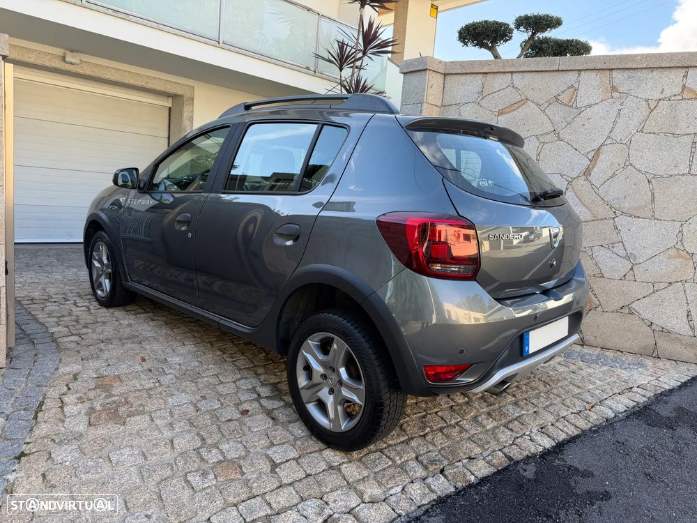 Dacia Sandero Stepway TCe 90 (S&S) Celebration - 5
