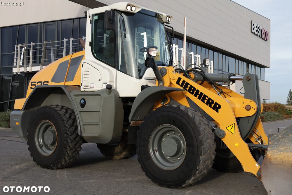 Liebherr L526 - 3