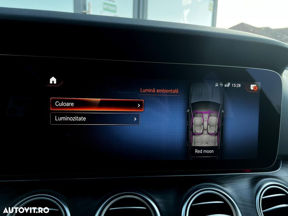 Mercedes-Benz E - 27