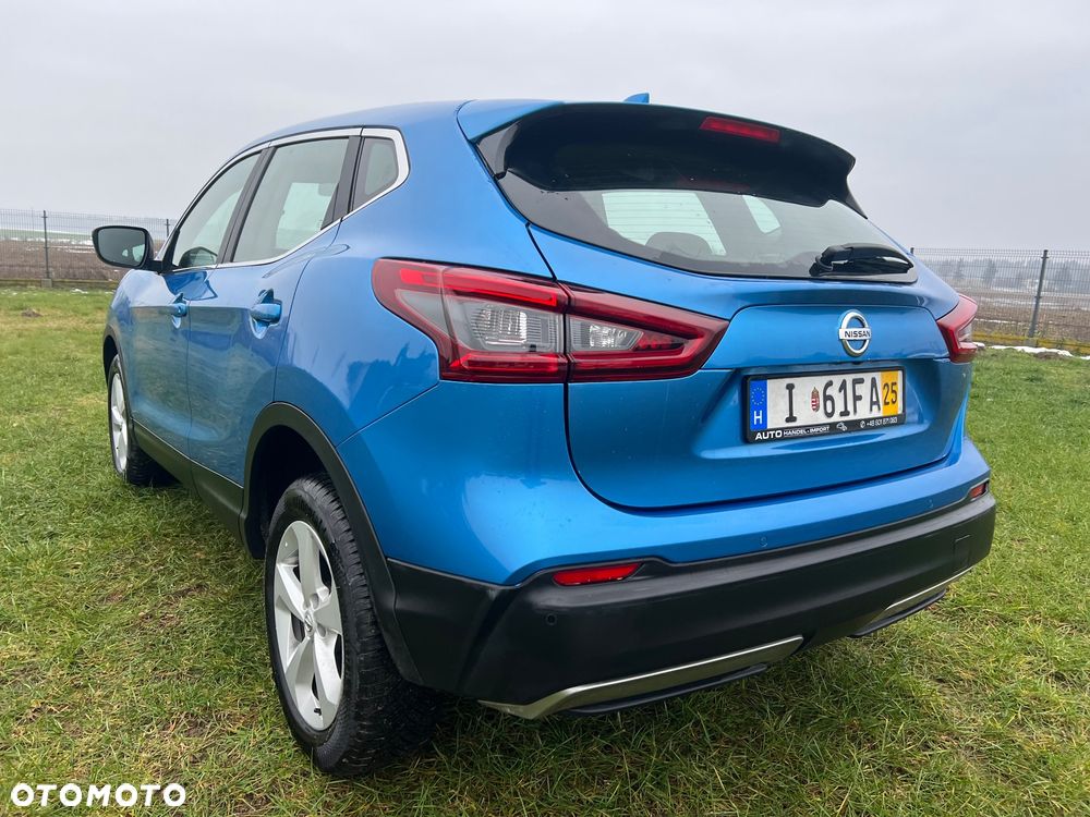 Nissan Qashqai - 11