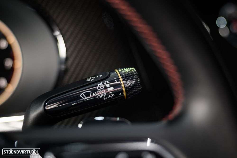 Bentley Flying Spur V8 Mulliner - 28