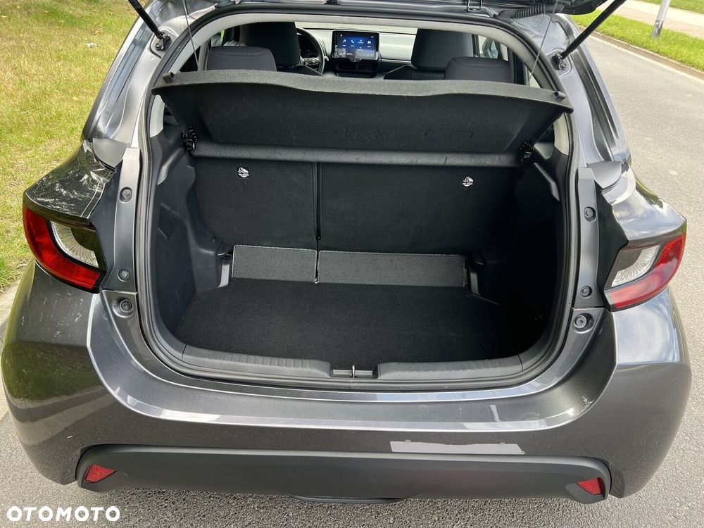 Toyota Yaris - 13