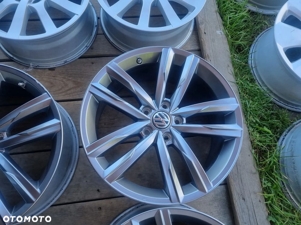 VW PASSAT 3G0,TIGUAN,SEAT LEON,SKODA SUPERB,AUDI 8X18 ET44 5X112 bdb stan - 2