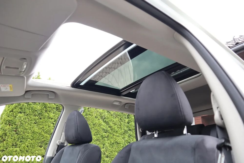 Nissan X-Trail 1.6 DCi N-Connecta - 28