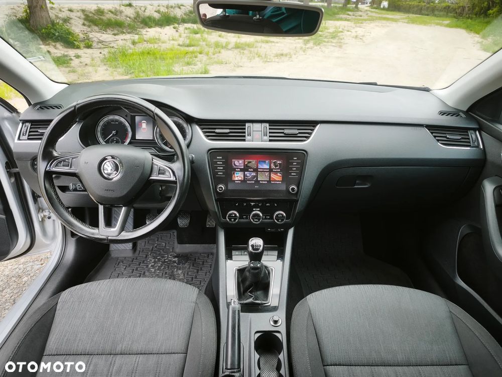 Skoda Octavia 2.0 TDI Edition - 10
