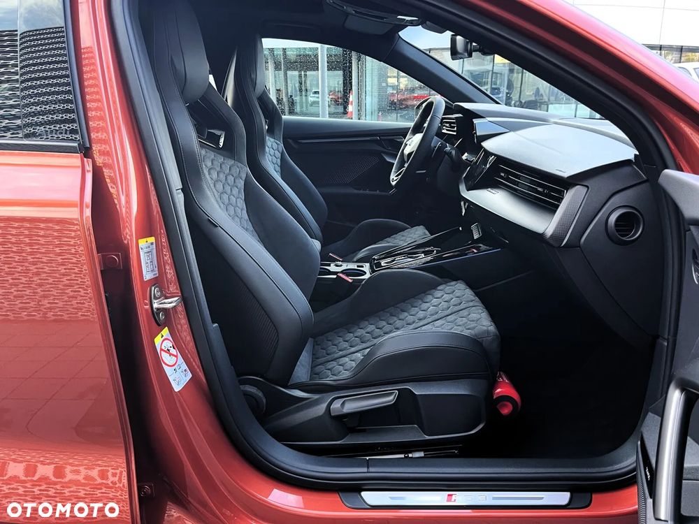 Audi RS3 Sportback TFSI quattro S tronic - 17