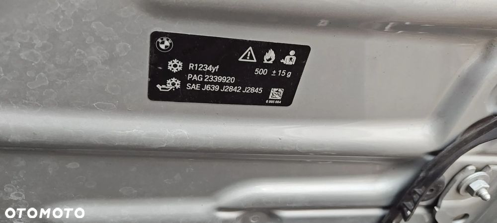 BMW Seria 3 320d - 24